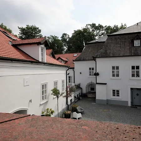 Maria Theresa Estate